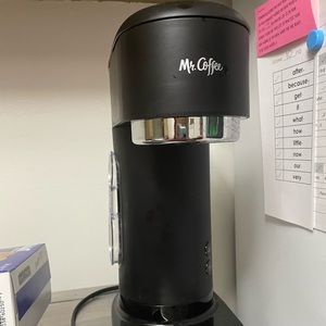 Mr. McCoffee iced coffee pot asking 50! Brand new used once